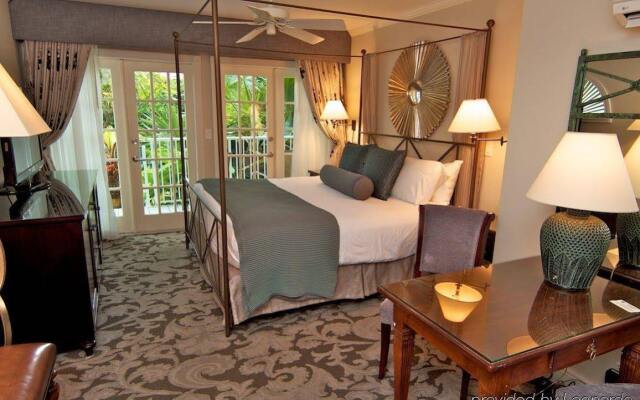 La Mer Hotel & Dewey House