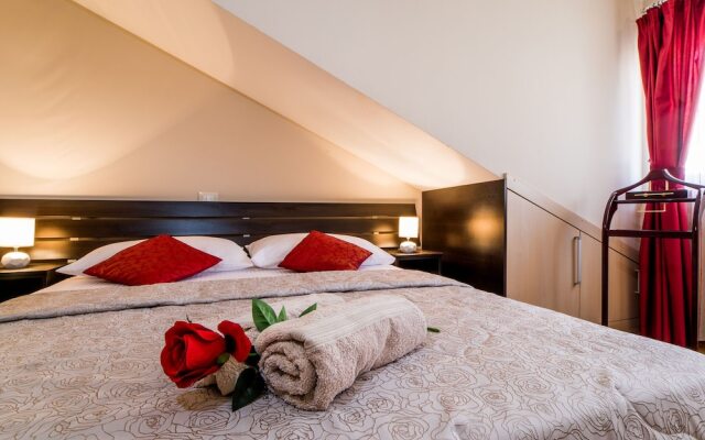 Modern Apartment in Korčula with Terrace