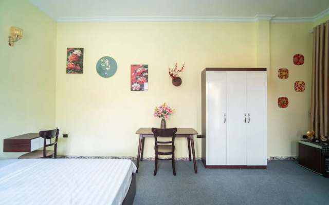 CozyPosy Premier Apartment