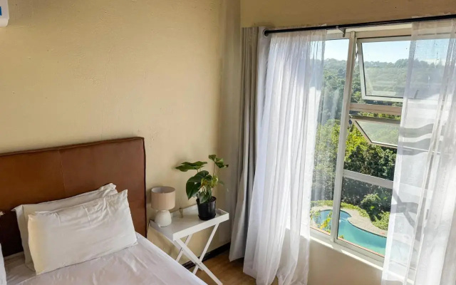 Palmgrove Lodge