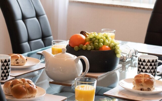 Ideal Lodgings in Whitefield