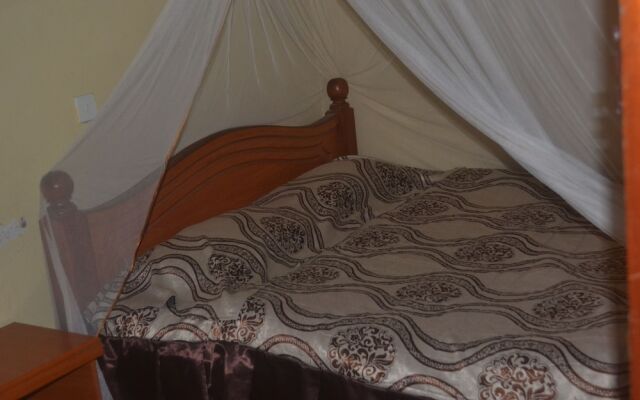 Location Plaza Restaurant