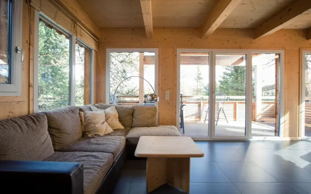 Modern Chalet With Sauna