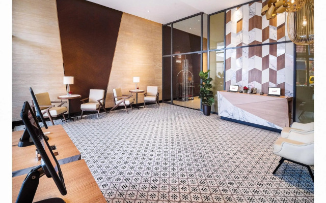 Summit Hotel Greenhills