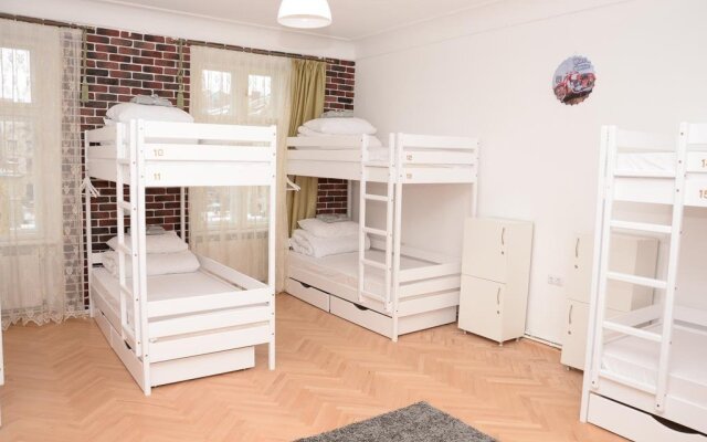 Free People Hostel