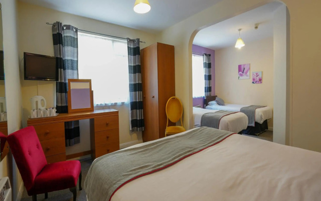 OYO Shanklin Beach Hotel