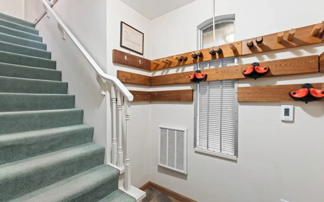 Stoney Creek Sunpath by Whistler Premier