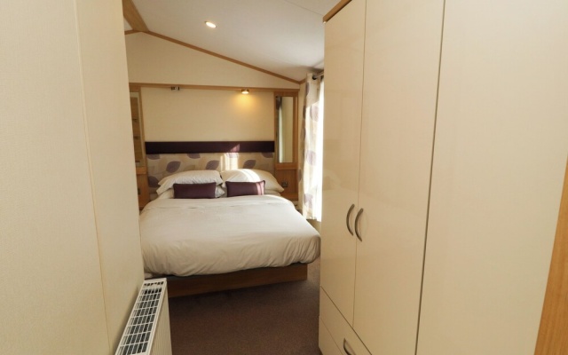 Lodge 2