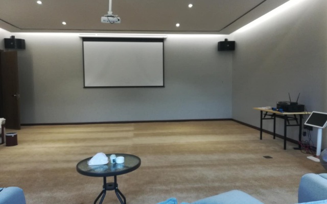 Floral Hotel · Shitai Xishuiwan bathing pool Home Hotel(bathing pool Xiquan Resort)