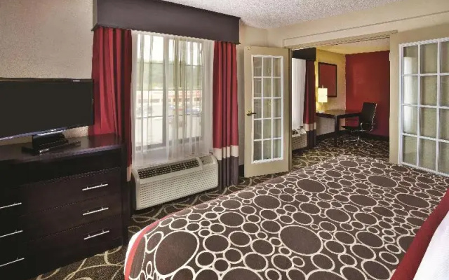 La Quinta Inn & Suites Summersville/New River National Park