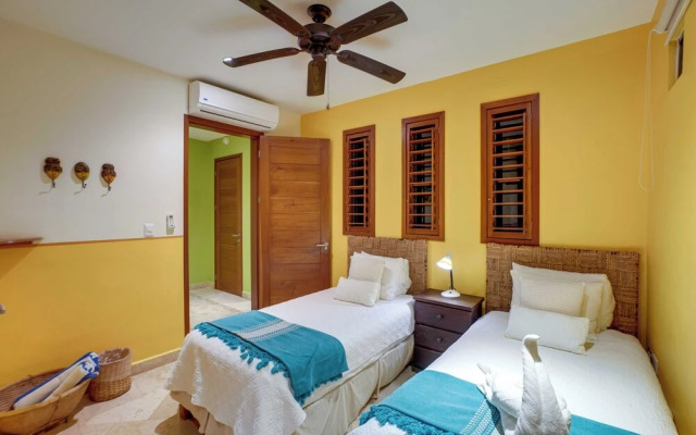 Oceanfront Isla Mujeres Estate w/ Infinity Pool!