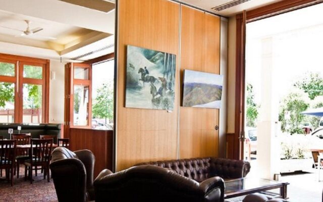 Delatite Hotel
