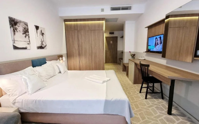 Clas cm - vechiCMstart invizibil