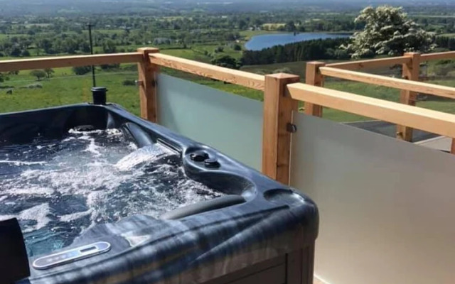 Valley View Luxury Lodges Gamekeepers 4 Bedroomed