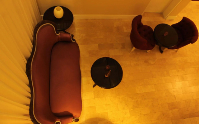 IFE Boutique Hotel