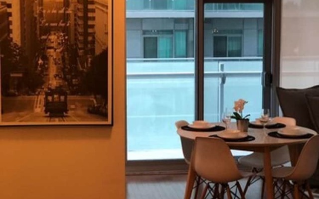 New One Bedroom Condo Downtown-CN TOWER