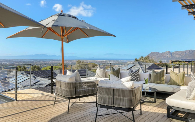 Villa Lion View Private Luxury Retreat