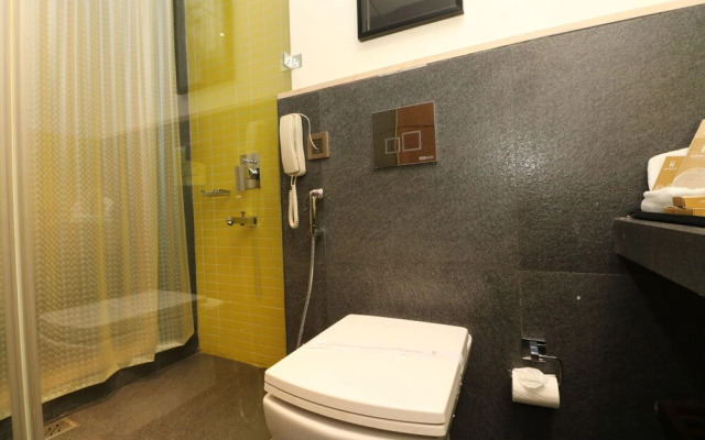 Hotel Gallery 67