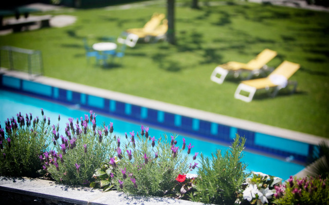 Bamboohouse Motel Riazzino