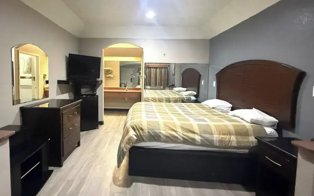 Hotel O Regency Suites Houston - IAH Beltway 8