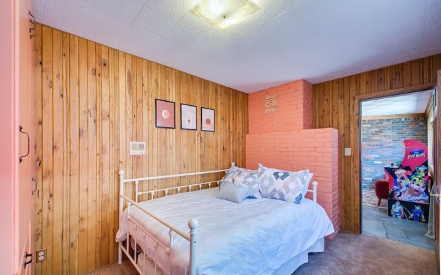 Eagle Rock Base Camp