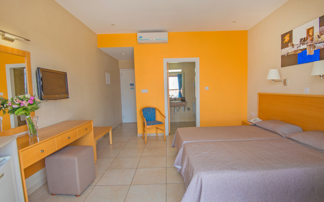 New Famagusta Hotel&Suites
