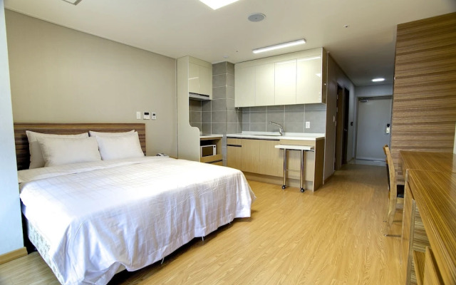 The Class 300 Condo