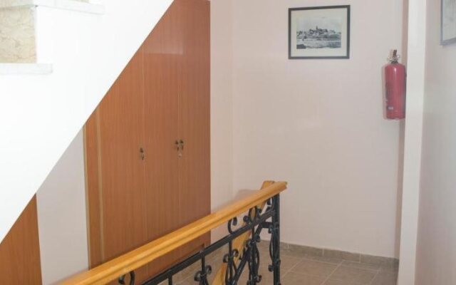 Town Gates Hotel