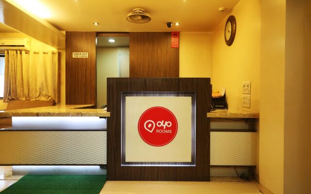 Oyo 2586 Vikrant Residency