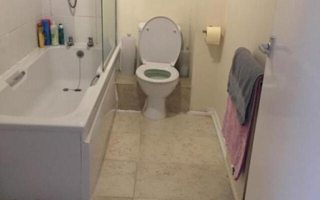 4c Belmont Terrace