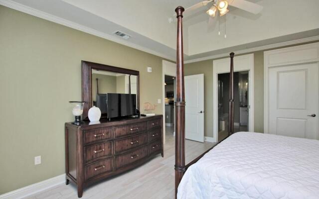 The Wharf 902 by Youngs Suncoast