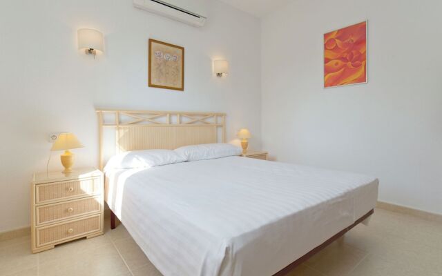 Beautiful Holiday Villa With Private Swimming Pool in Quiet Benitachell