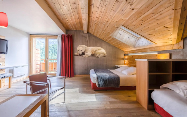 Anova Hotel & Spa