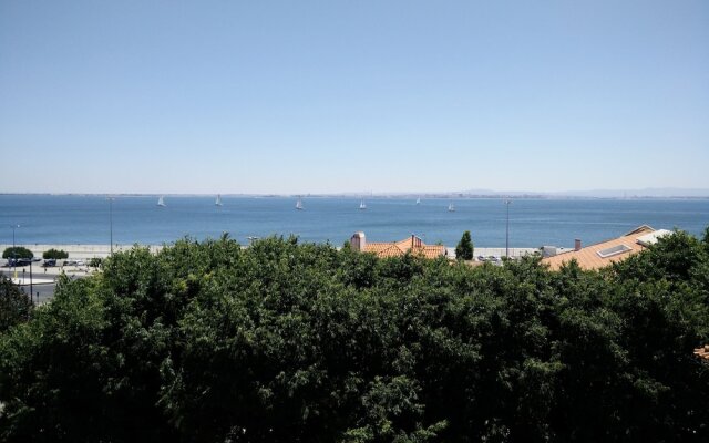 Xavier - Alfama River View by Team4You