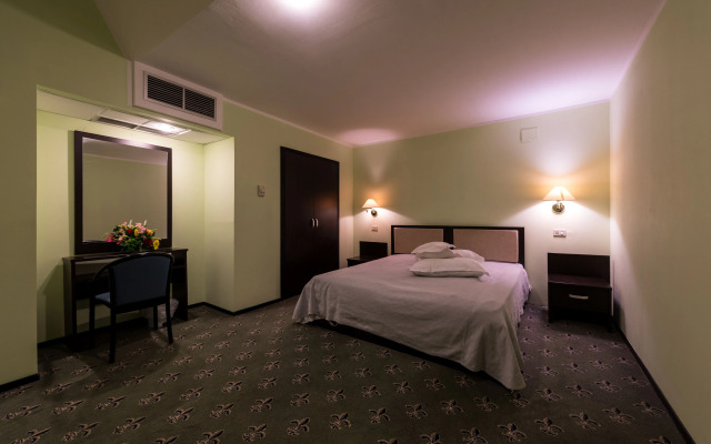 Hotel Mara