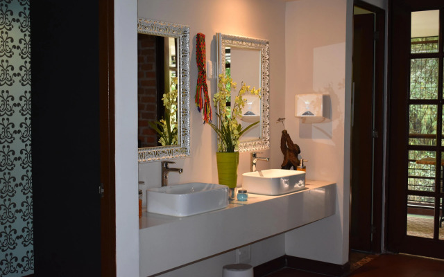 Hotel Bambu Inn
