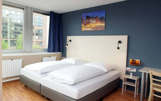a&o Frankfurt Galluswarte - Hostel