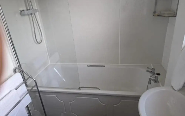 Ann St Short-term Stay, Greenock, United Kingdom