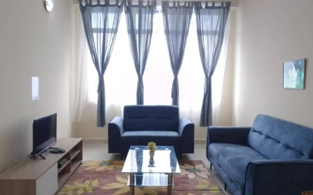 VUE RESIDENCES SERVICE SUITE -2 2rooms for 6 pax