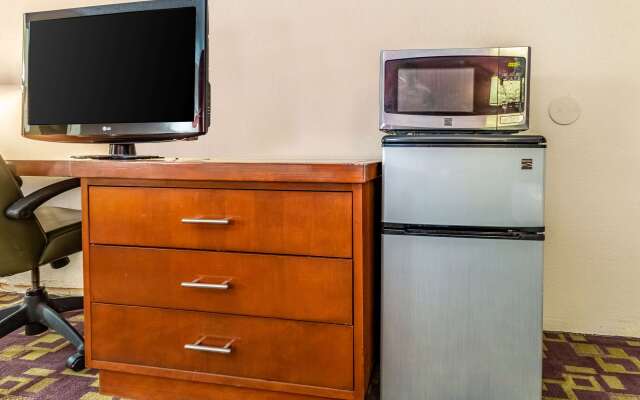 Econo Lodge Zanesville Downtown