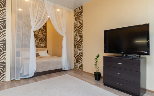 Happy House on Flight street 27 - Apartment in Omsk - Photo 2