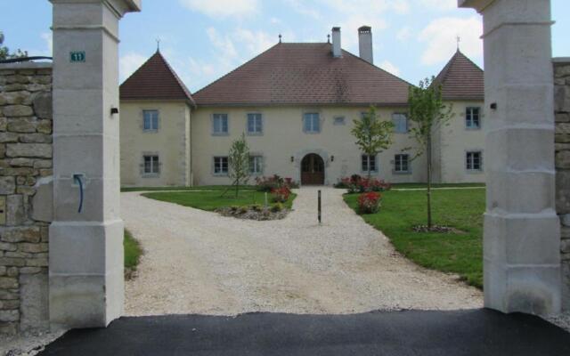 Le Relais des Deux Tours