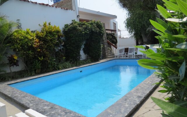 Huanchaco Hostal