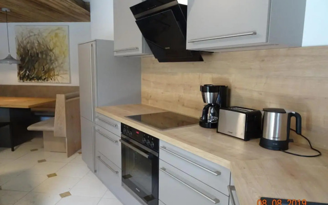 Huge and Calm Apartment in Central Garmisch