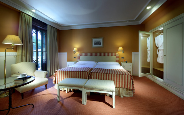 Alhambra Palace Hotel