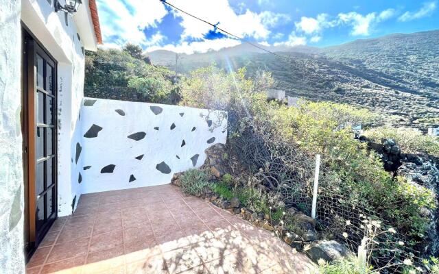 Casa rural con BBQ, Wifi y inolvidable vista a océano, El Hierro