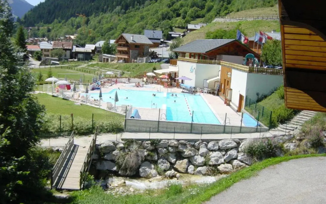 Appartement Champagny-en-Vanoise, 4 pièces, 8 personnes - FR-1-464-37