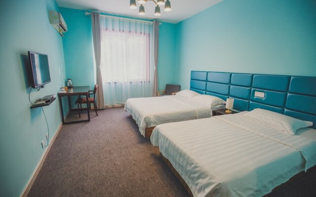 White Horse Times Hotel