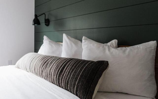 Wonderstone at Glacier