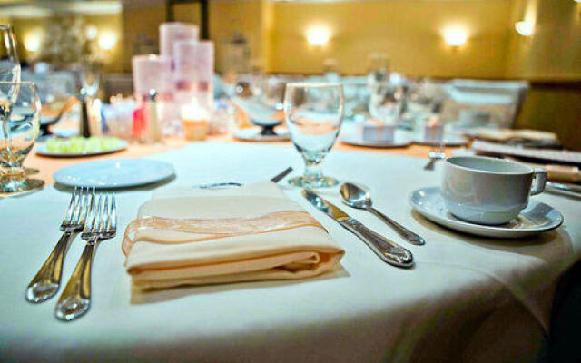 Courtyard Springfield Downtown